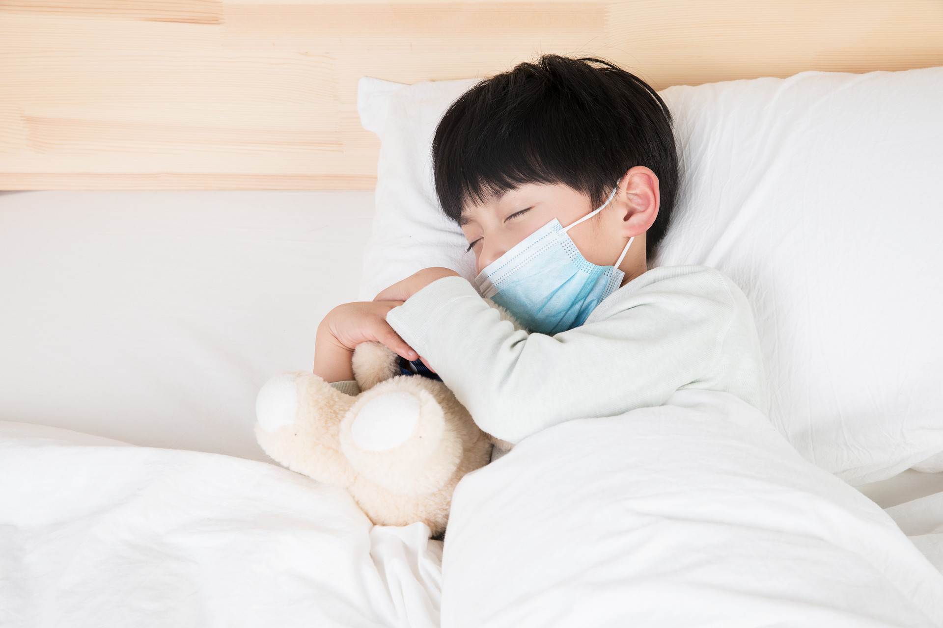 小孩经常发烧感冒买什么保险比较好？